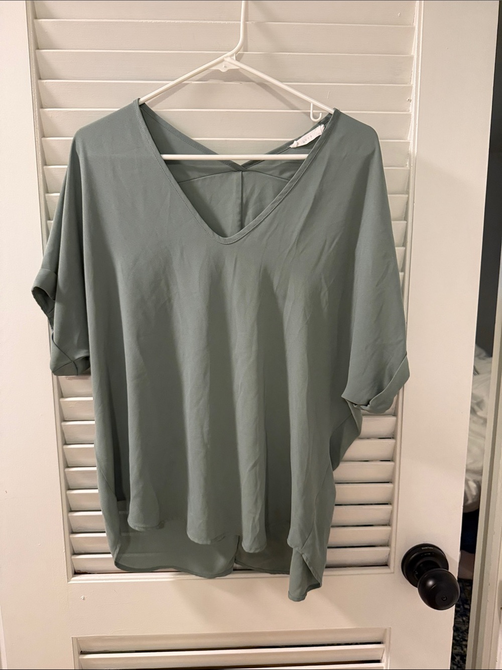 Francesca's Collections Sage Green V-Neck Dolman Tunic